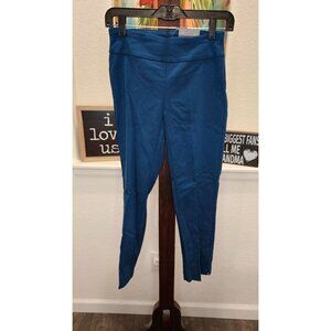 Van Heusen, Women's Super Stretch Pull on Crop, SZ 0, NWT